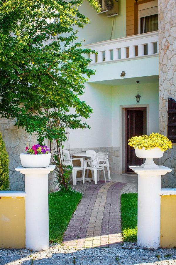 Apartments Alexandros Поліхроно Екстер'єр фото