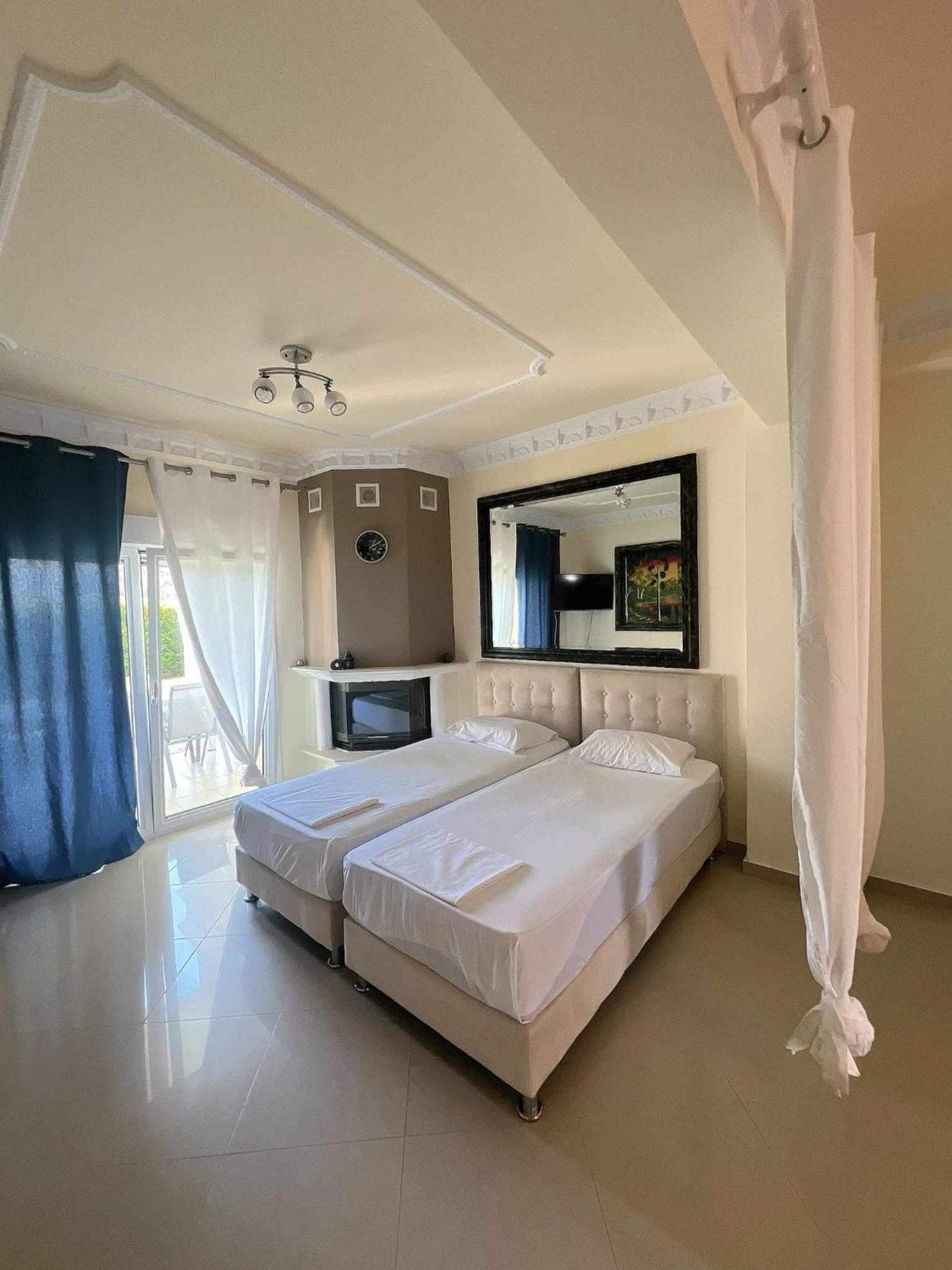Apartments Alexandros Поліхроно Екстер'єр фото